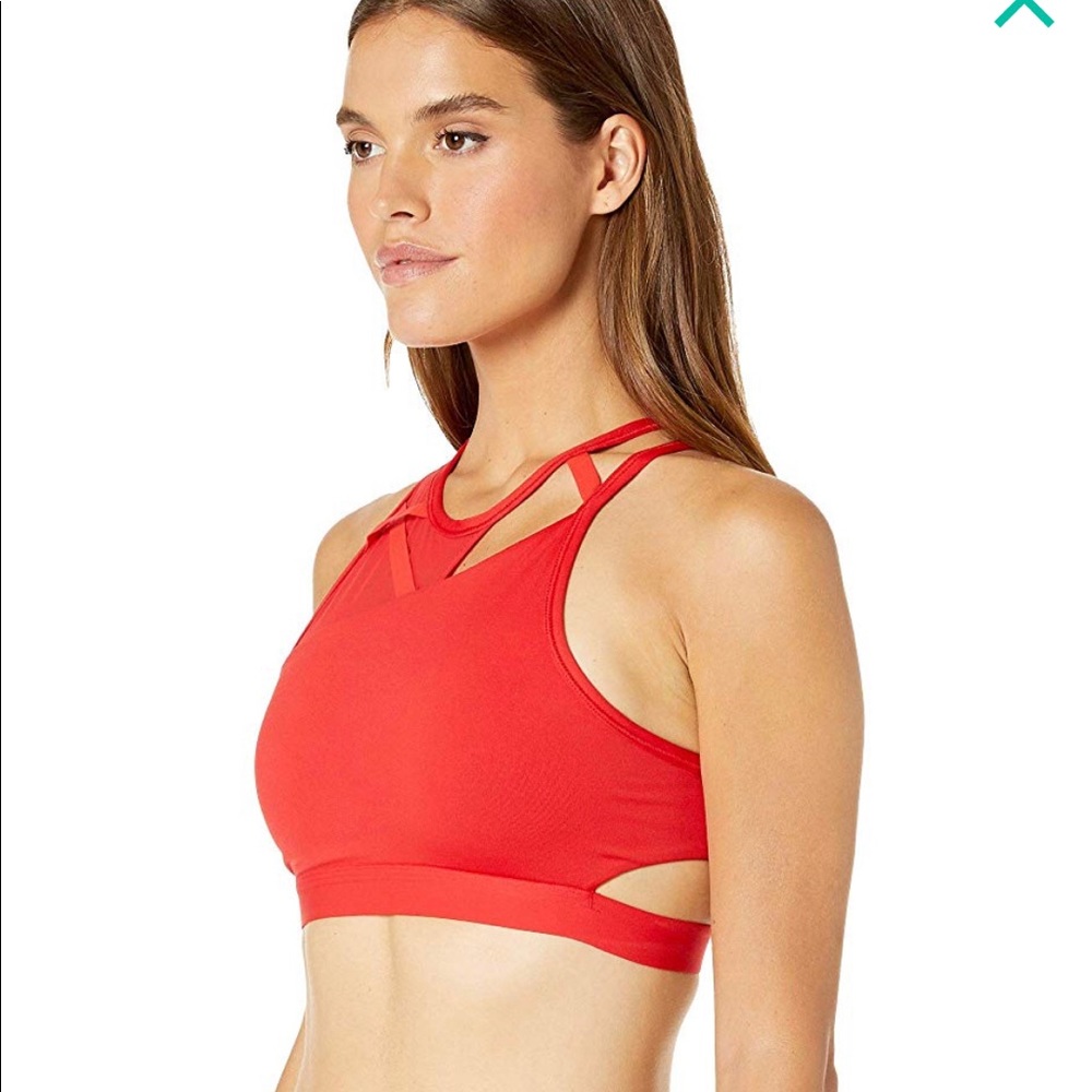 Nike swoosh rebel slash bra